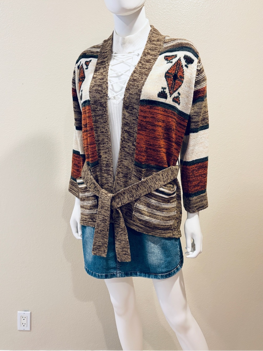Vintage Southwestern Aztec Belted Cardigan Sweater Womens Medium Earthy Boho - Picture 12 of 12